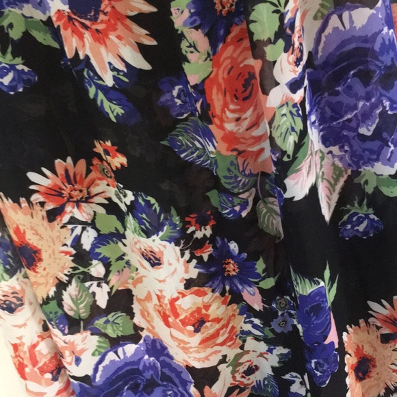 Floral strapless maxi dress - Picture 3 of 4